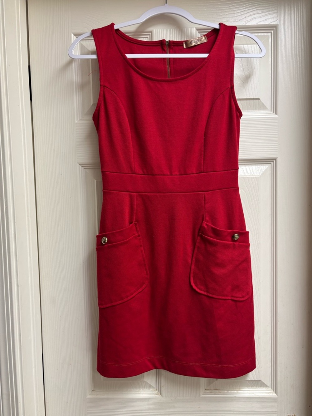 Sleeveless Red Pocket Shift Mini Dress 👗